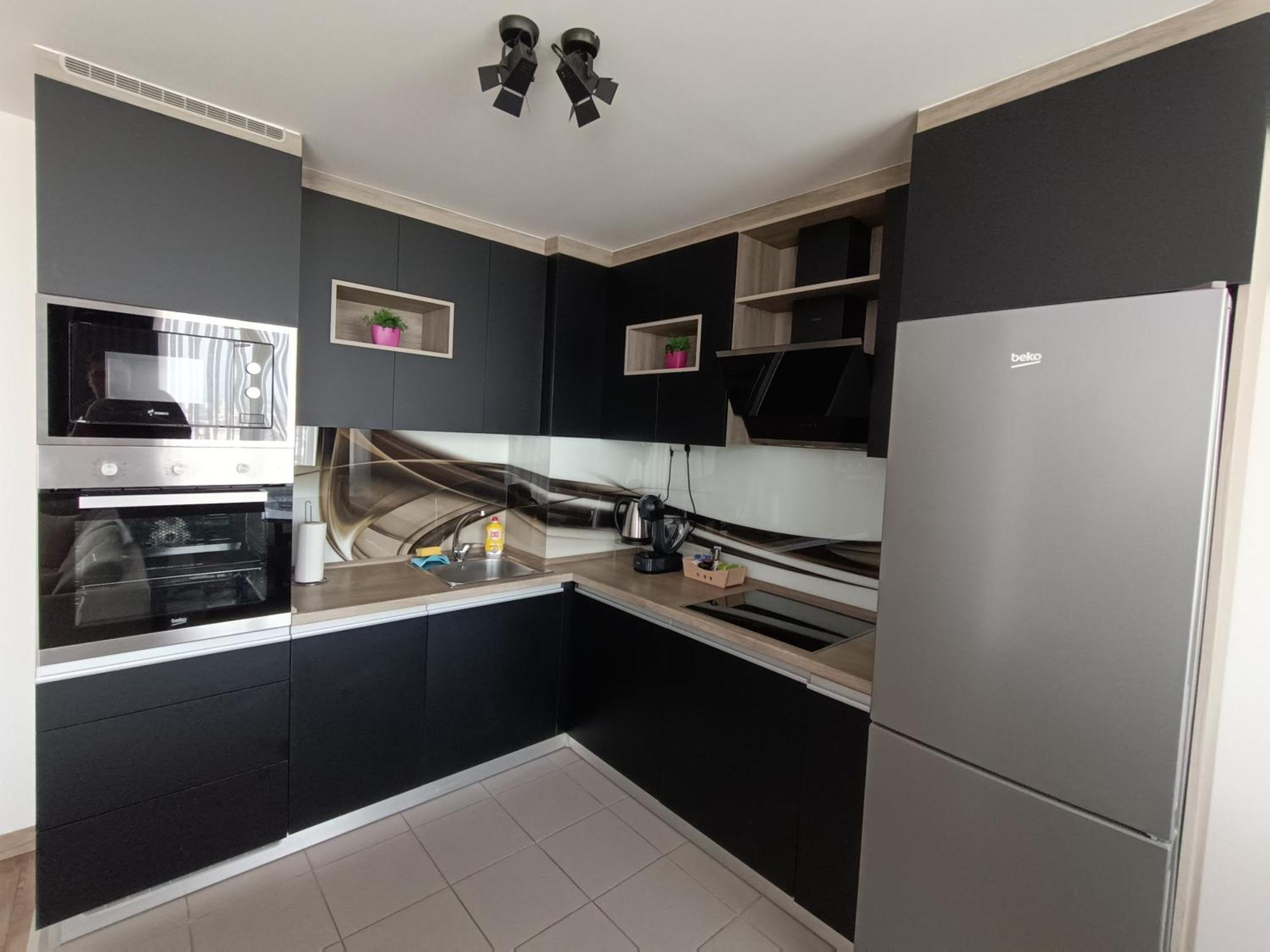 18Th & 16H Floor Secure Luxury Condos With Pool & Fitness Included In Price Скоп'є Екстер'єр фото